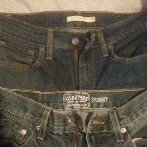 2 pairs of Levi jeans men's
